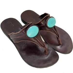 Sundance Handmade Brown Leather Thong Sandals w/ Turquoise Accent, Size 6